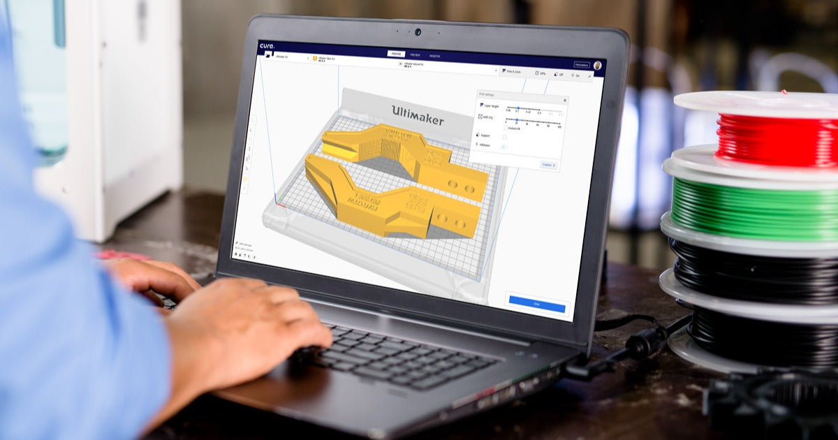 Cura on the laptop screen